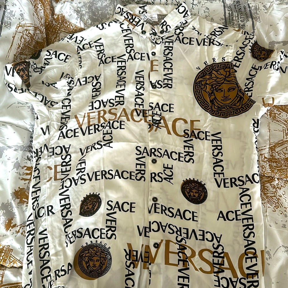Versace shirt Brand new XXL